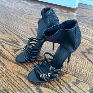 Strappy Black Vintage Y2K Heels (size 5.5)